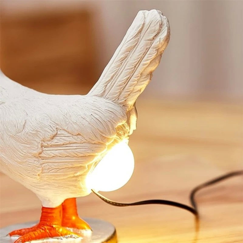 Luminária de Mesa Decorativa em Formato de Galinha