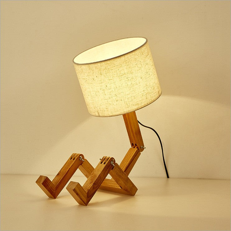 Luminária de Mesa Criativa Robô de Madeira para Leitura e Decoração Moderna