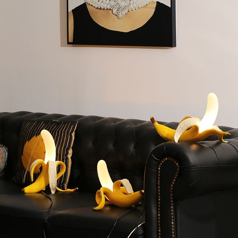 Luminária de Mesa Banana LED Criativa com Iluminação Confortável