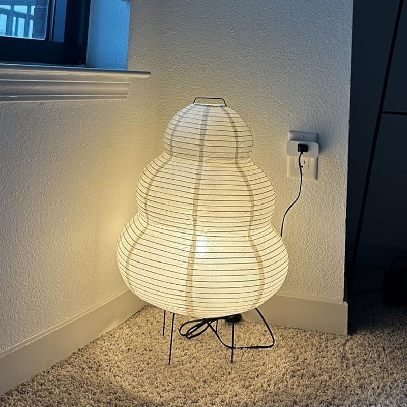 Luminária de Mesa LED Estilo Japonês com Papel de Arroz e 3 Níveis de Iluminação