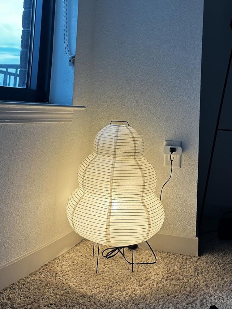 Luminária de Mesa LED Estilo Japonês com Papel de Arroz e 3 Níveis de Iluminação