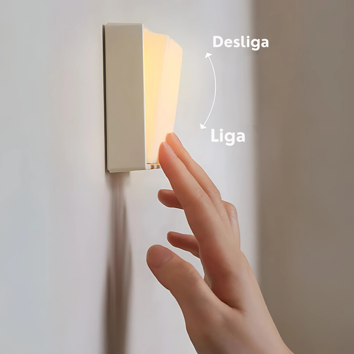 Luminária LED Versátil Sem Fio e Fixação Magnética Com Bateria Recarregável Resistente