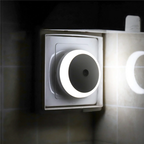 Luminária de Tomada com Design Inteligente  e Moderno