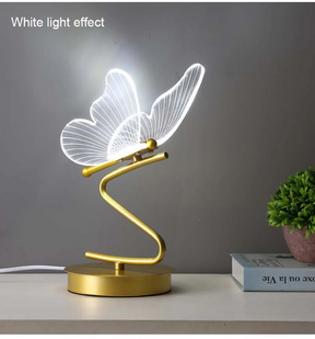 Luminária de Mesa LED Nórdica em Formato de Borboleta com Interruptor para