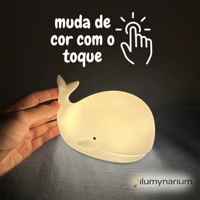 Luminária Baleia Touch de Silicone Com Alternação de Luz ao Toque