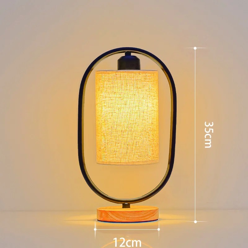 Luminária de Mesa Nórdica com Madeira de Bambu e Tecido