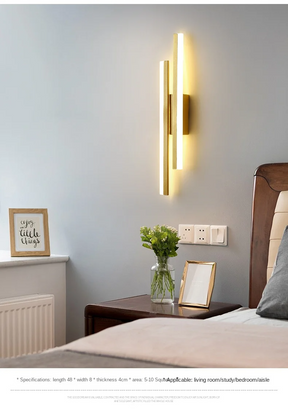 Arandela de Parede LED Moderna com Cobre e Cúpula de Acrílico