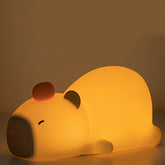 Luminária Capivara de Silicone com Bateria Recarregável USB